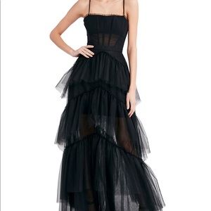 BCBGMAXAZRIA Women’s sheer tired ruffle tulle gown